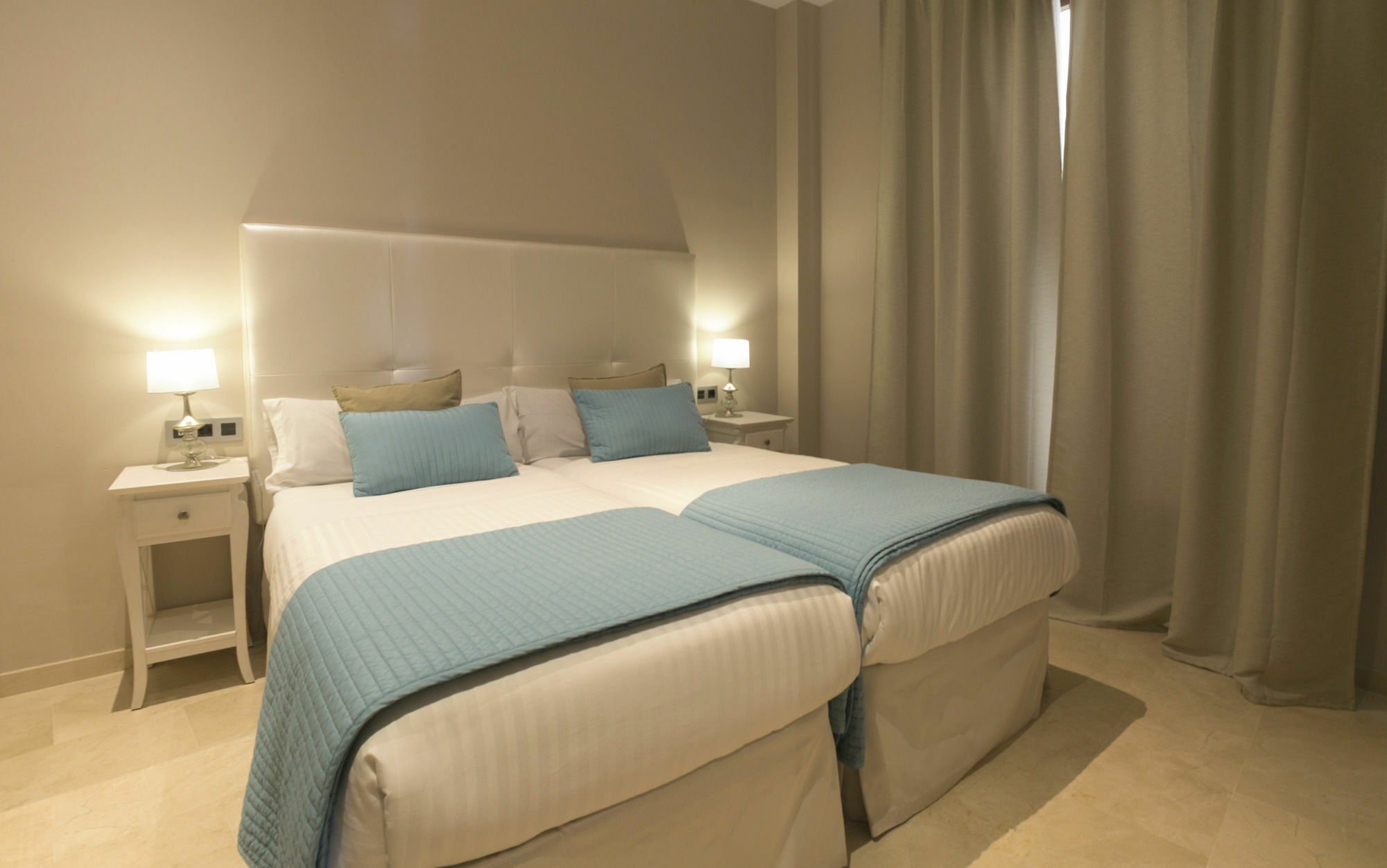 Apartament Siloe Plaza Grenada Zewnętrze zdjęcie